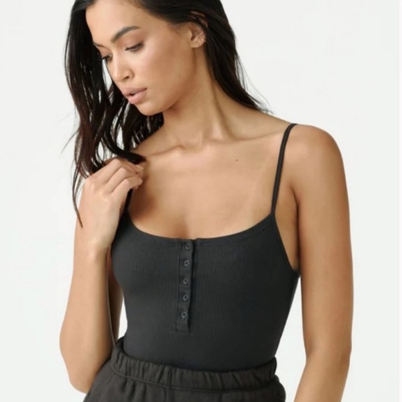 🆕JOAH BROWN XS/S HENLEY BUTTON FRONT TANK TOP NWT - Picture 1 of 4